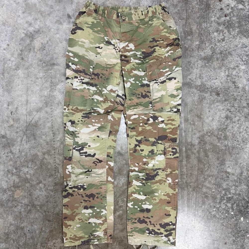 Vintage Y2K Military Issued Multicam OCP Tactical Cargo Pants 30x32